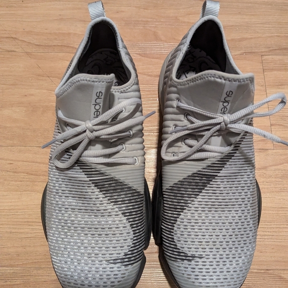 Nike Air Zoom Super Rep - Picture 2 of 4